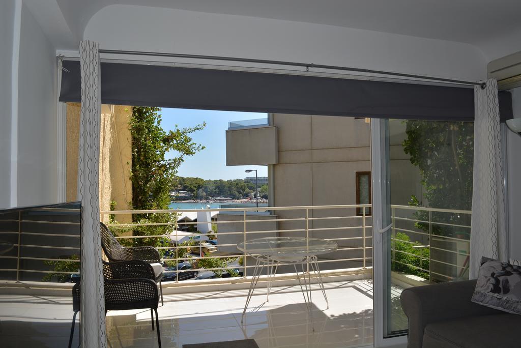 Amazing Sea View- Beach Front Luxury Apartment! Athens Exterior photo